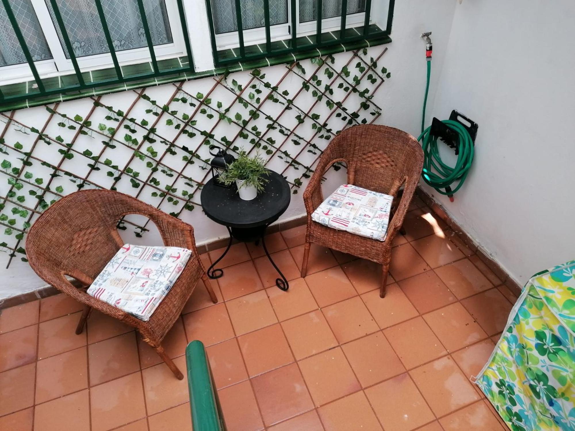 Habitacion Matrimonial En Un Bajo Bano Compartido Areas Compartidas Abades  Bagian luar foto