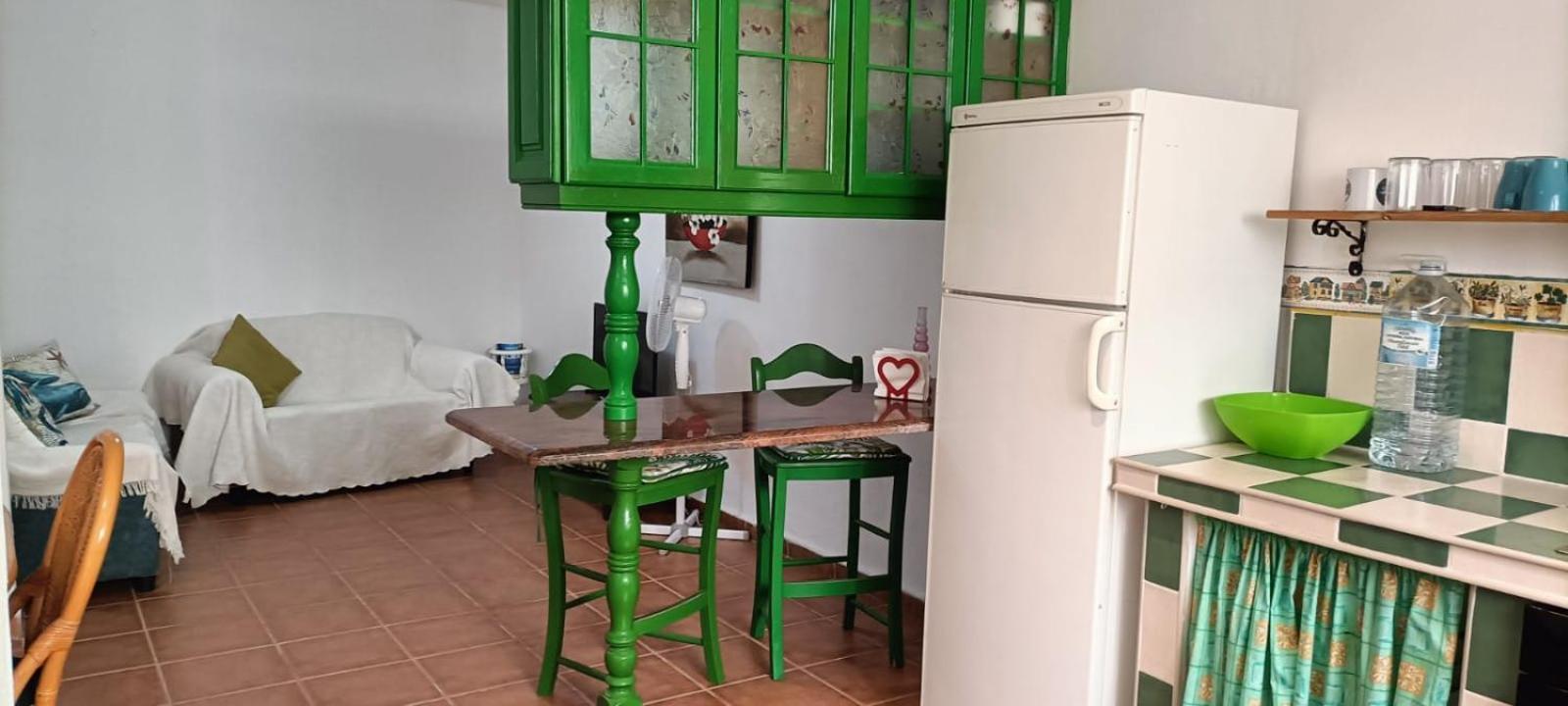 Habitacion Matrimonial En Un Bajo Bano Compartido Areas Compartidas Abades  Bagian luar foto